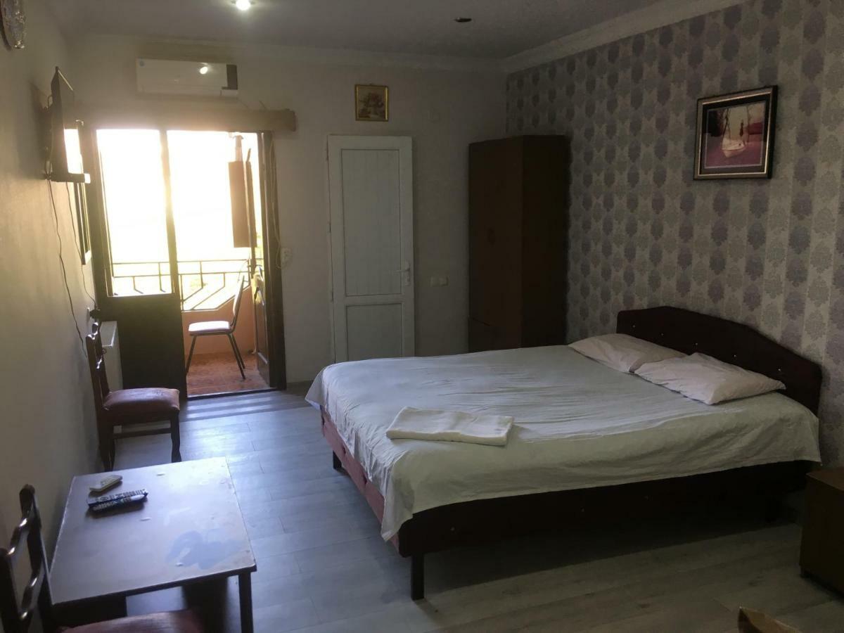 Hotel Texas Тбілісі Екстер'єр фото
