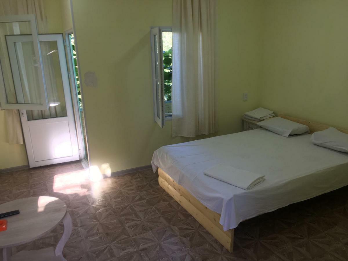 Hotel Texas Тбілісі Екстер'єр фото